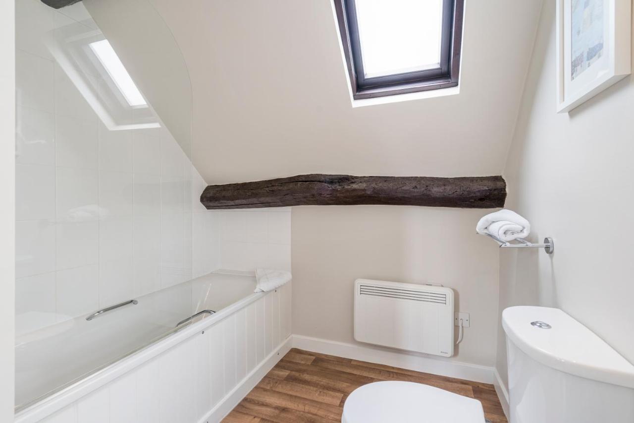 Box Cottage Broadwell  Exterior photo
